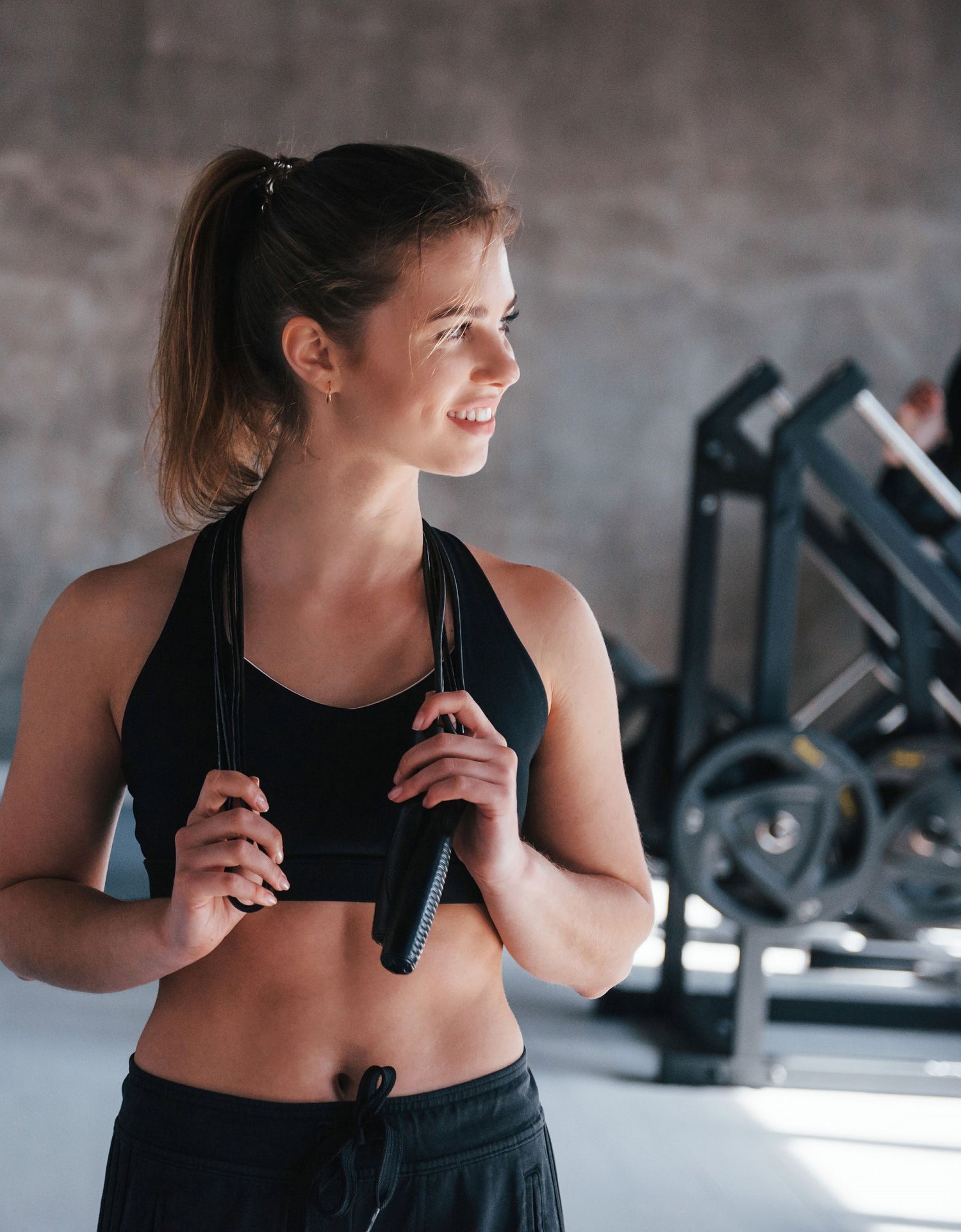 5252geous-blonde-woman-gym-her-weekend-time.jpg__PID:a7dc2261-2546-4930-9ea7-dad1508cab68